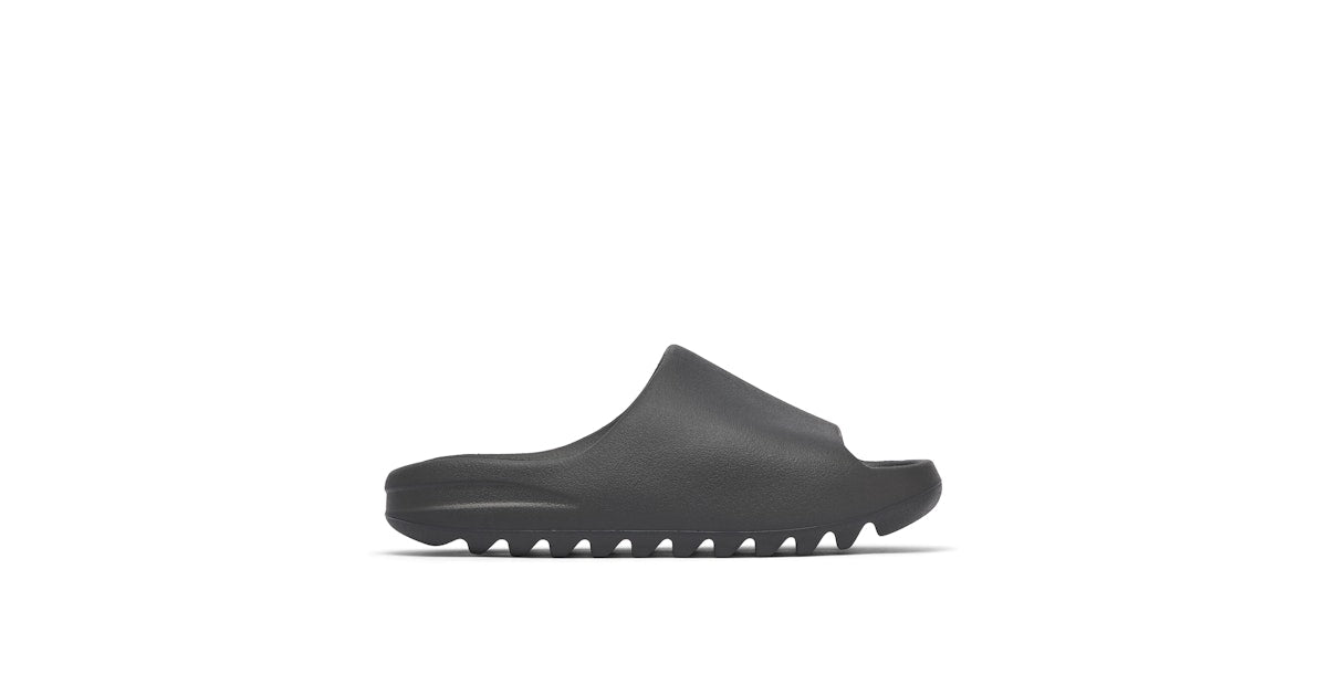 Yeezy Slide “Onyx”